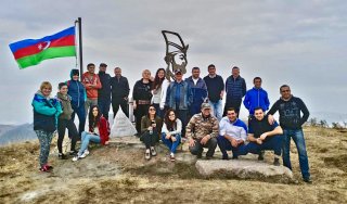 CAVAD XAN ZİRVƏSİ